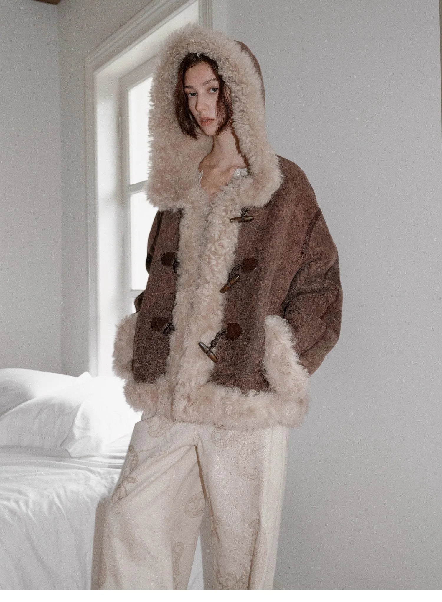"Modern Weekend" Drop Shoulder Hooded Merino Wool Sheepskin Fur Coat Winter